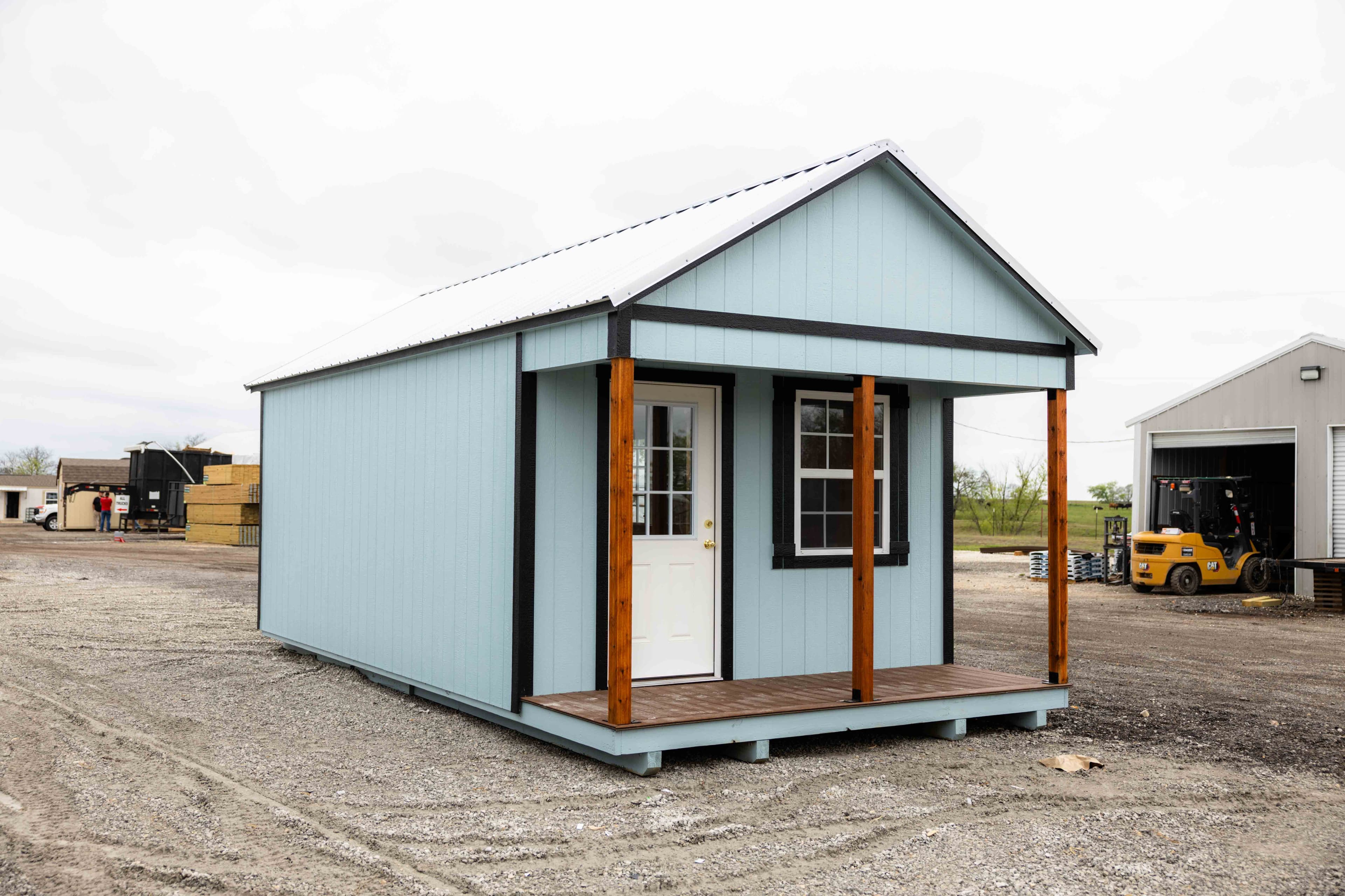 Gable roof cabin shell